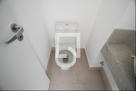 Lavabo de apartamento à venda com 3 quartos, 115m² em Taquaral, Campinas