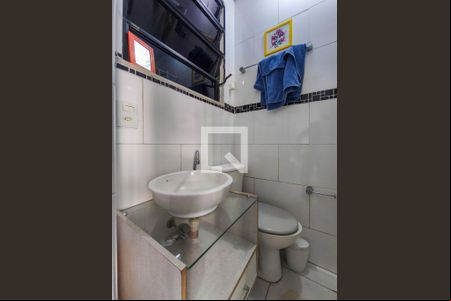 Banheiro  de kitnet/studio para alugar com 1 quarto, 25m² em Praça da Bandeira, Rio de Janeiro