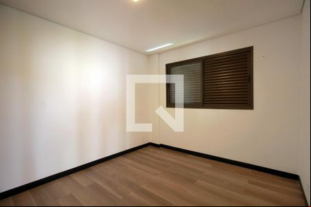 Quarto 2 de casa à venda com 3 quartos, 140m² em Vale do Sol , Nova Lima