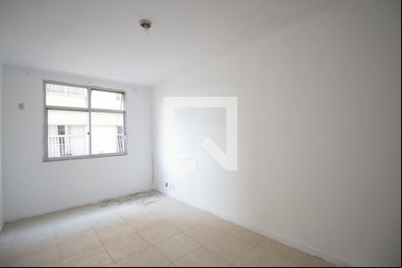 Sala de apartamento para alugar com 2 quartos, 60m² em Brasilândia, São Gonçalo