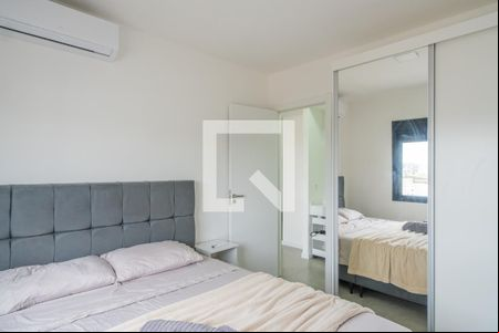 Quarto de apartamento para alugar com 1 quarto, 59m² em Azenha, Porto Alegre