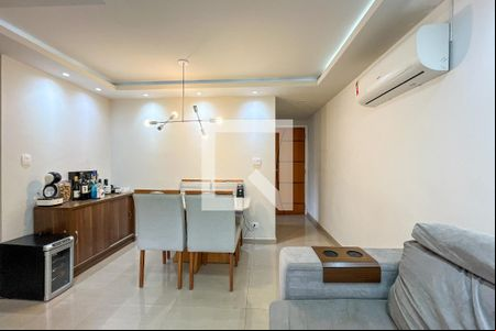 Sala de apartamento à venda com 3 quartos, 53m² em City América, São Paulo