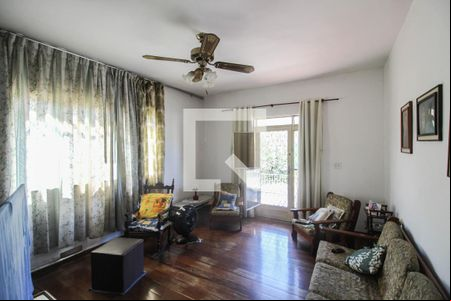 Sala de casa para alugar com 2 quartos, 136m² em Comendador Soares, Nova Iguaçu