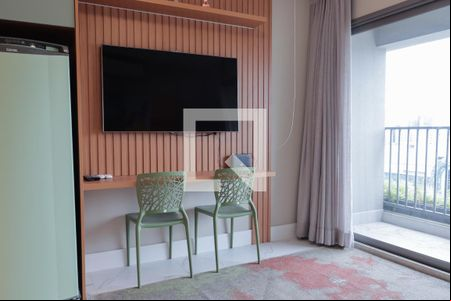 Sala de apartamento para alugar com 1 quarto, 43m² em Indianópolis, São Paulo