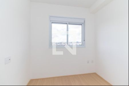 Quarto 1 de apartamento para alugar com 2 quartos, 37m² em Conjunto Residencial José Bonifácio, São Paulo