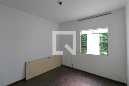 Sala de casa à venda com 3 quartos, 140m² em Santa Branca, Belo Horizonte