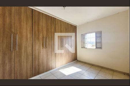 Quarto 1 de casa à venda com 5 quartos, 200m² em Jardim Flamboyant, Campinas