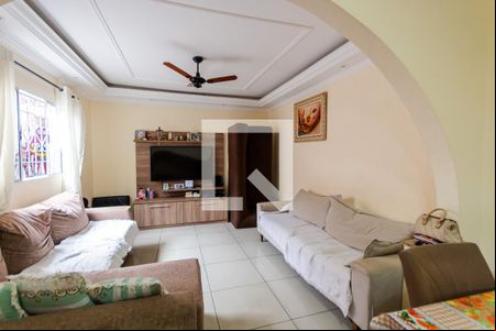 Sala de casa à venda com 3 quartos, 206m² em Jardim Utinga, Santo André