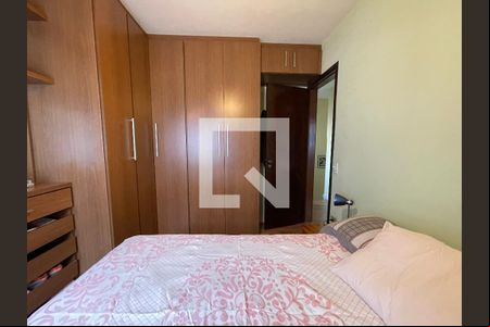 Quarto de casa à venda com 2 quartos, 50m² em Jardim Ester Yolanda, São Paulo