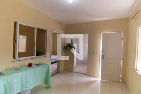 Sala de casa para alugar com 2 quartos, 200m² em Piratininga, Niterói