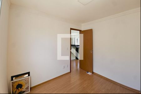 Quarto 1 de apartamento para alugar com 2 quartos, 48m² em Jardim das Margaridas, Salvador