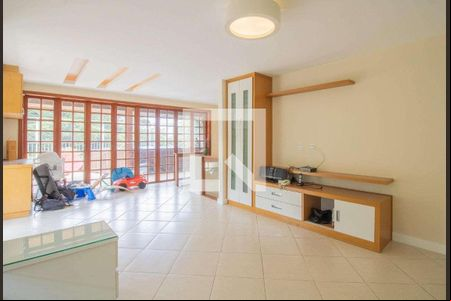 Casa à venda com 3 quartos, 301m² em Cosme Velho, Rio de Janeiro