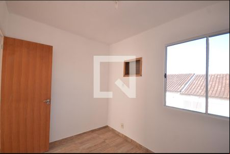Quarto 1 de casa de condomínio para alugar com 2 quartos, 51m² em Campo Grande, Rio de Janeiro