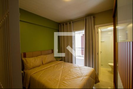 Quarto de kitnet/studio para alugar com 1 quarto, 35m² em Centro, Curitiba