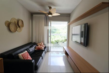 Sala de apartamento para alugar com 3 quartos, 100m² em Jardim Tejereba, Guarujá