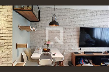 Sala de casa de condomínio à venda com 3 quartos, 150m² em Vila Matilde, São Paulo