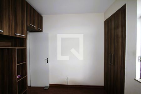 Quarto 1 de apartamento para alugar com 2 quartos, 57m² em Salgado Filho, Belo Horizonte