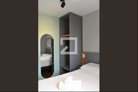 Stúdio de kitnet/studio para alugar com 1 quarto, 22m² em Centro, Curitiba