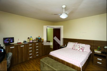 Suíte de casa para alugar com 3 quartos, 125m² em Jardim Maria Rosa, Taboão da Serra