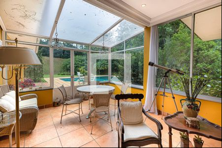 Sala de Estar de casa de condomínio à venda com 4 quartos, 1000m² em Vale do Sol, Nova Lima
