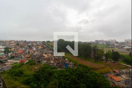 Vista de apartamento à venda com 2 quartos, 67m² em Vila Carmosina, São Paulo