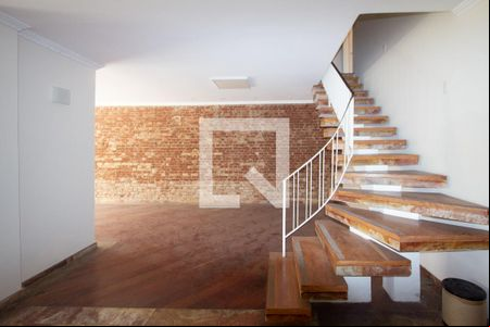 Sala de casa para alugar com 3 quartos, 215m² em Vila Nova Conceição, São Paulo