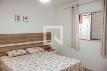 Quarto de casa para alugar com 2 quartos, 100m² em Chácaras São Marcos, Embu das Artes