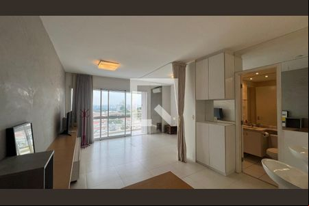 Sala de kitnet/studio para alugar com 1 quarto, 44m² em Vila Madalena, São Paulo