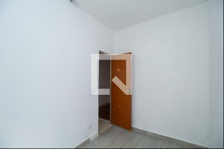 Quarto 1 de casa para alugar com 2 quartos, 36m² em Paulo Vi, Belo Horizonte