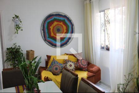 Sala de apartamento para alugar com 2 quartos, 48m² em Jardim da Gloria, Cotia