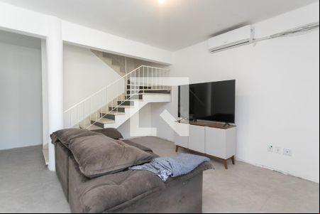 Sala de casa para alugar com 4 quartos, 170m² em São Geraldo, Porto Alegre