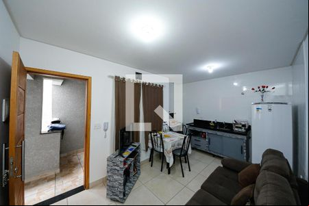 Sala e Cozinha de apartamento para alugar com 2 quartos, 43m² em Vila Santa Clara, São Paulo