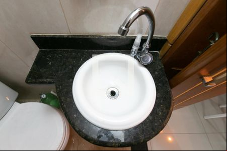 Lavabo de casa para alugar com 2 quartos, 100m² em Itaquera, São Paulo