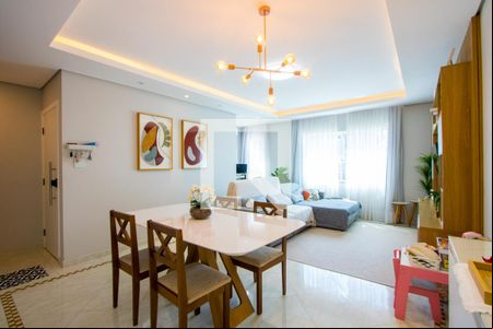Sala de casa à venda com 3 quartos, 243m² em Vila Pires, Santo André