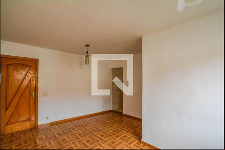 Sala de apartamento para alugar com 2 quartos, 56m² em Jardim Santo André, Santo André