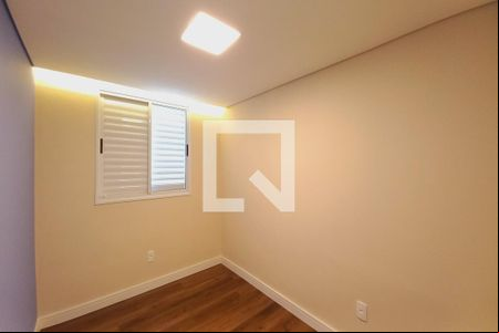 Quarto 1 de apartamento para alugar com 2 quartos, 45m² em Jardim São Vicente, Campinas