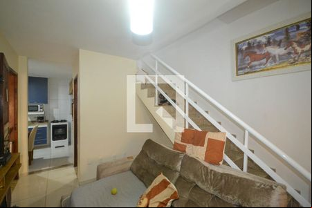Sala de casa para alugar com 2 quartos, 83m² em Luz, Nova Iguaçu