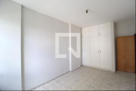 Quarto 1 de apartamento para alugar com 3 quartos, 140m² em Centro, Uberlândia