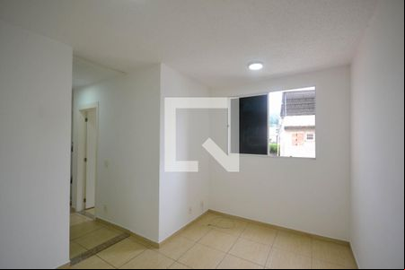 Sala de apartamento para alugar com 2 quartos, 46m² em Vila Avelina, Nova Iguaçu