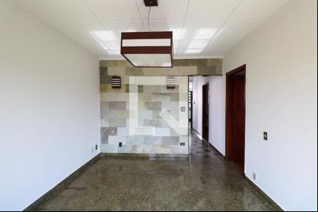 Sala de casa à venda com 3 quartos, 166m² em Olímpico, São Caetano do Sul