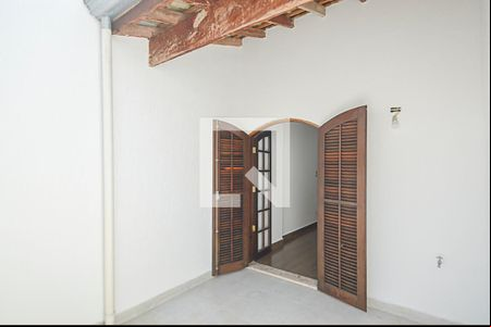 Sacada de casa à venda com 3 quartos, 370m² em Parque Terra Nova, São Bernardo do Campo