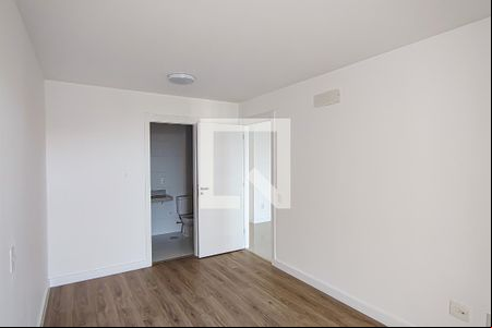 Suíte de apartamento para alugar com 2 quartos, 80m² em Camorim, Rio de Janeiro