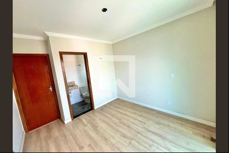 Apartamento para alugar com 5 quartos, 144m² em Heliópolis, Belo Horizonte