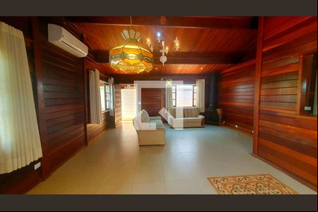 Sala de casa de condomínio para alugar com 4 quartos, 160m² em Parque Brasil 500, Paulínia