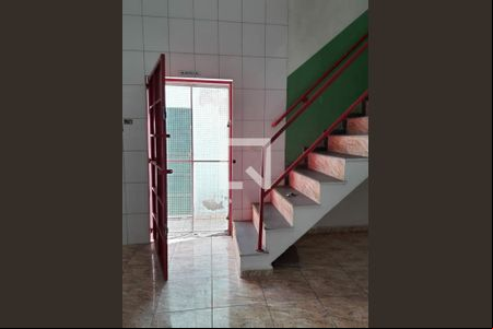 Casa à venda com 1 quarto, 191m² em Parque Gerassi, Santo André
