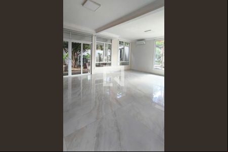 Casa de Condomínio à venda com 3 quartos, 600m² em Chácara Monte Alegre, São Paulo