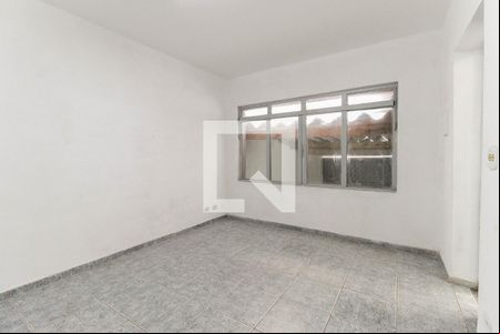 Sala de casa para alugar com 2 quartos, 80m² em Vila Carmosina, São Paulo
