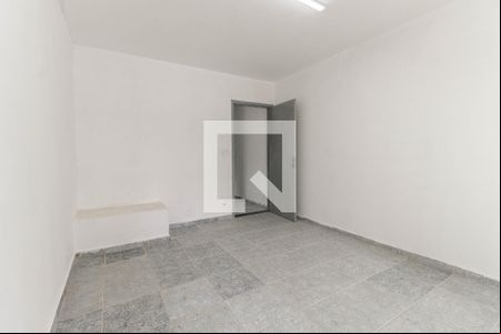 Quarto 1 de casa para alugar com 2 quartos, 80m² em Vila Carmosina, São Paulo