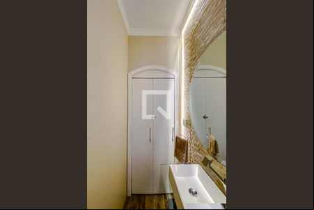 Lavabo de casa para alugar com 3 quartos, 250m² em Água Rasa, São Paulo