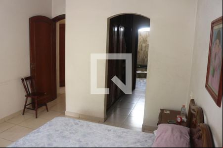 Suíte 1 de casa para alugar com 3 quartos, 550m² em Santa Paula, São Caetano do Sul
